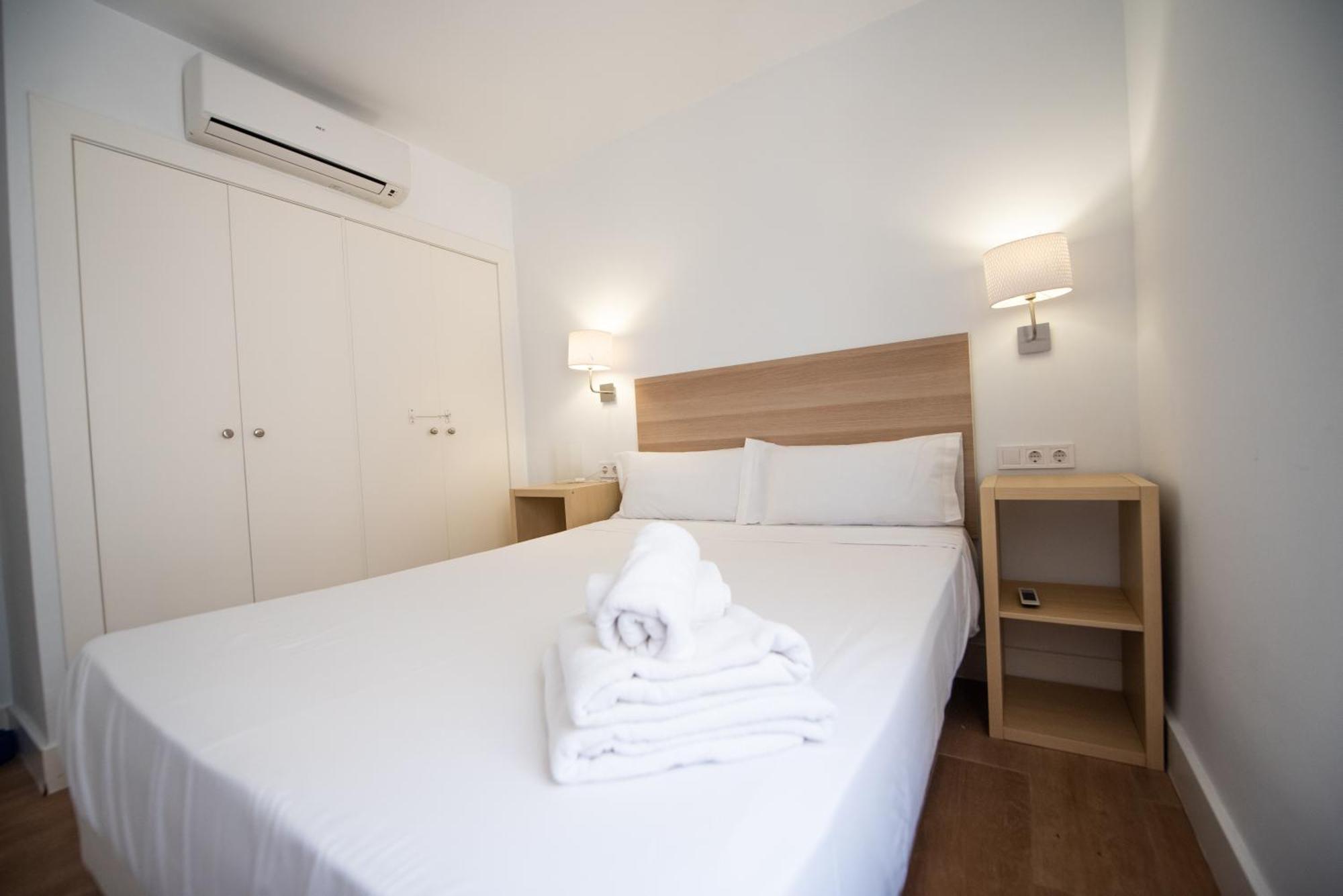 Apartamento Centrico La Merced 2 - Free Parking & Free Gym Apartment Malaga Exterior photo