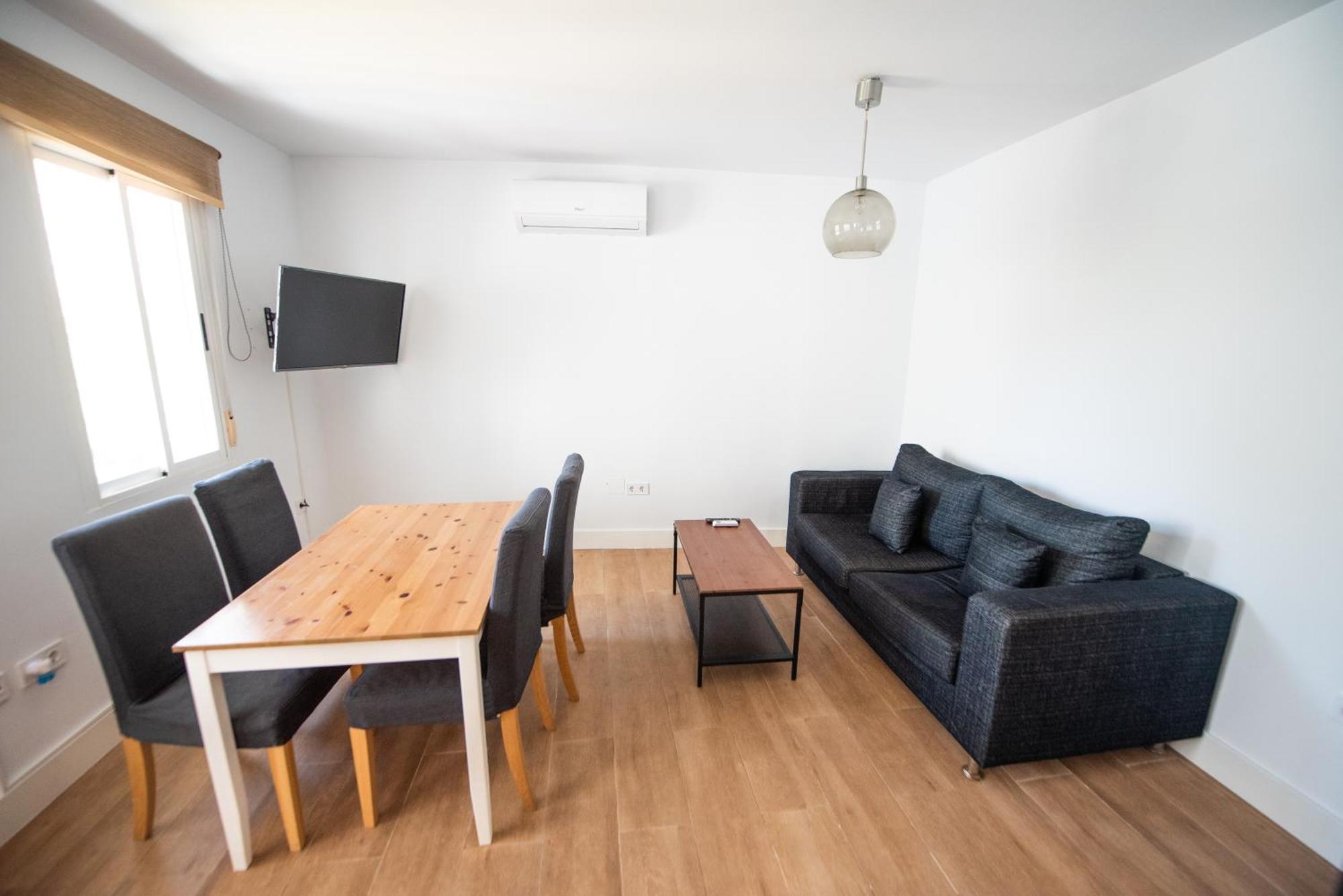 Apartamento Centrico La Merced 2 - Free Parking & Free Gym Apartment Malaga Exterior photo